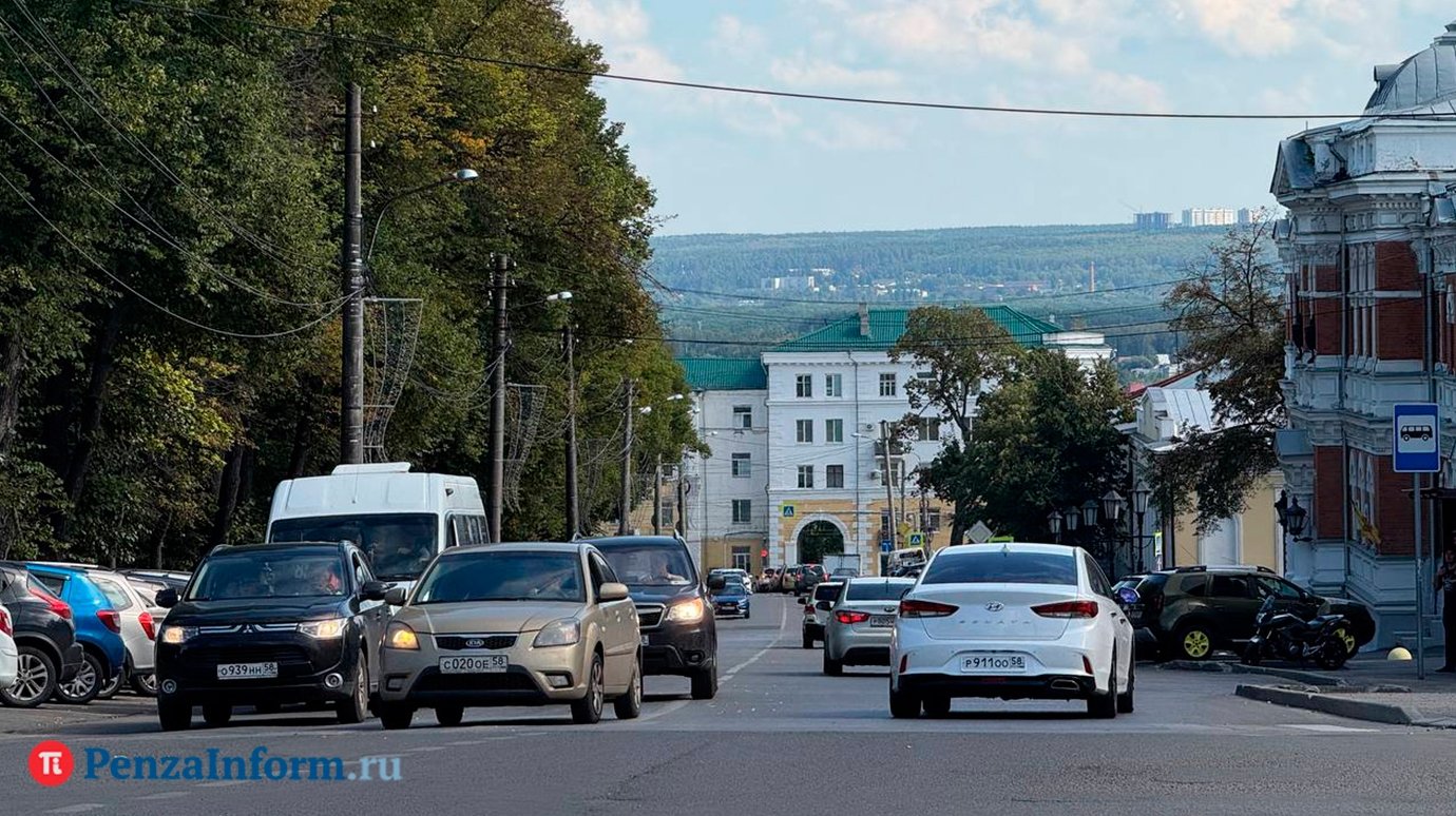 Средний возраст автомобиля в России превысил 15 лет