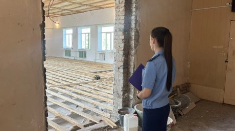 В п. Лунино подрядчик отстает от графика при ремонте школы