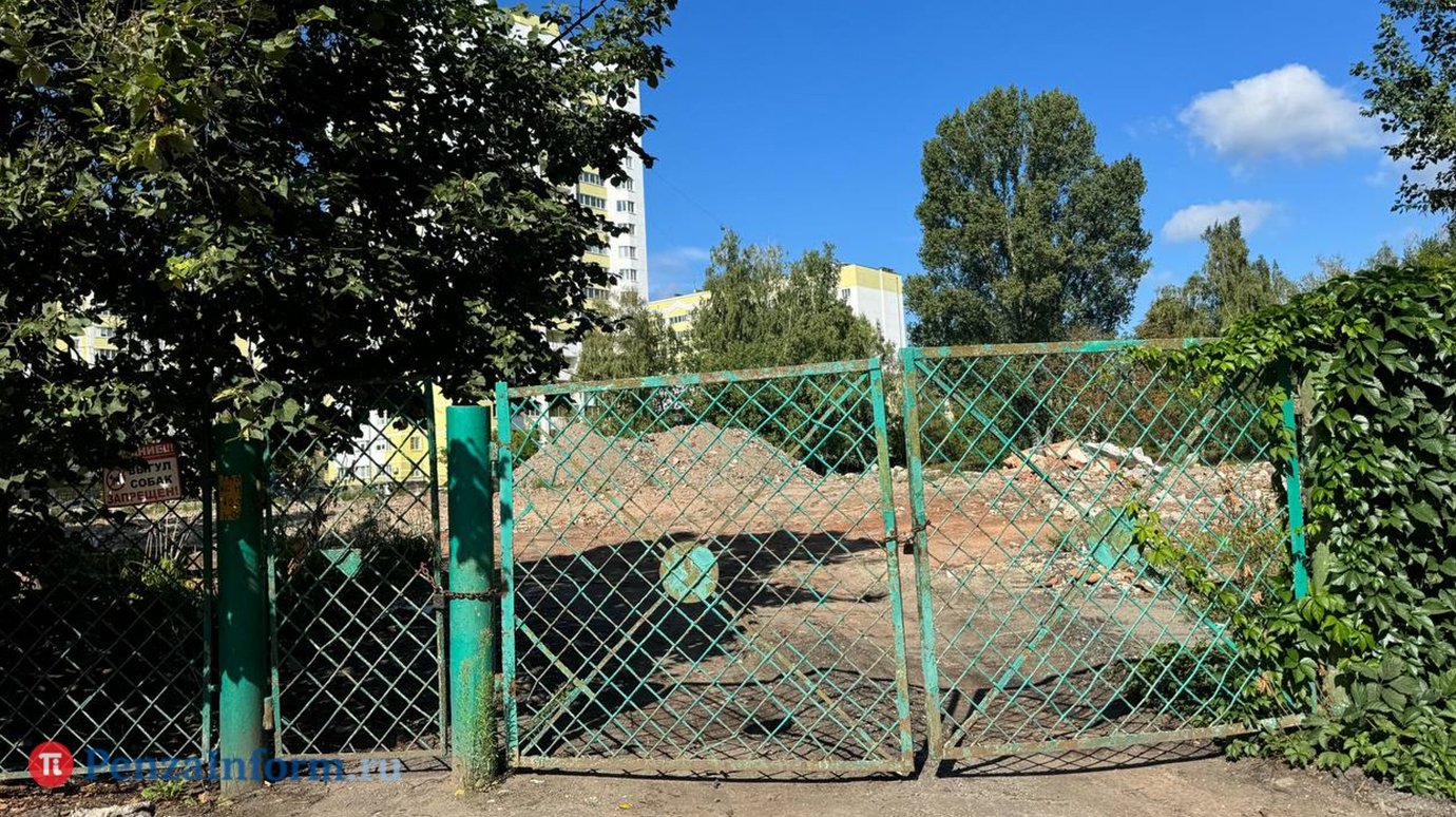 На Южной Поляне исчезает потребность в школе № 25