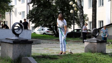 В Пензе привели в порядок сквер на пересечении ул. К. Маркса и Красной