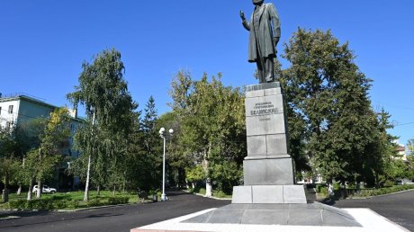 В Пензе завершили ремонт в сквере Белинского