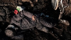 В Сердобске мужчина на инвалидной коляске провалился в яму на дороге