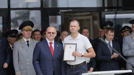 Олег Мельниченко торжественно открыл школу в ЖК «Лугометрия»