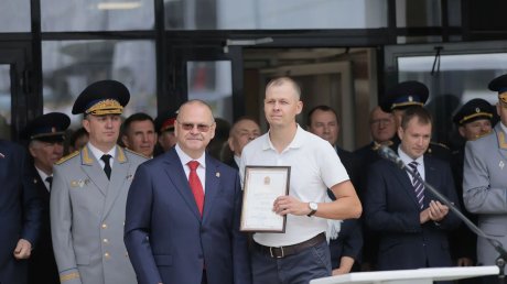 Олег Мельниченко торжественно открыл школу в ЖК «Лугометрия»