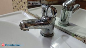 На 3 улицах в микрорайоне Совхоз-техникум отключили воду