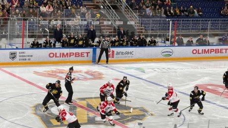 Пензенский «Дизель» уступил ХК «Нефтяник»