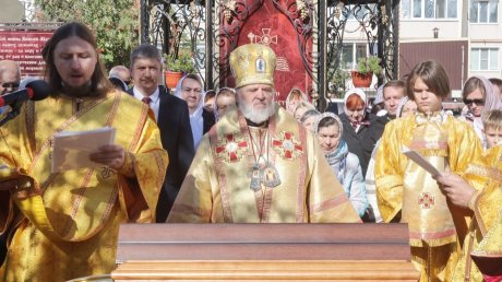 В Кузнецке заложили первый камень храма Александра Невского