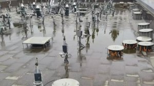 В Пензе главный городской фонтан начали готовить к зиме