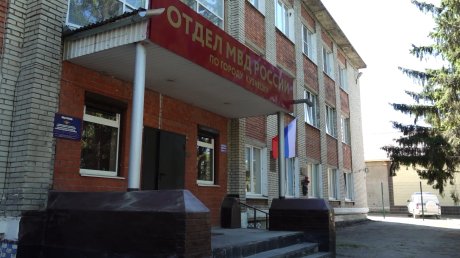В Кузнецке задержали двух доставивших наркотик иностранцев
