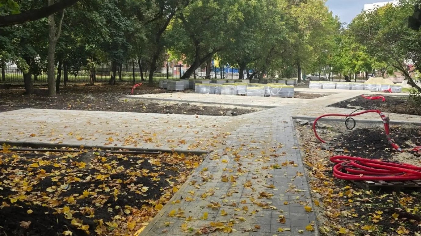 В Кузнецке продолжается благоустройство скверов и площадей