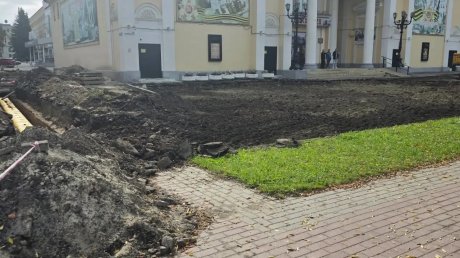 В Кузнецке продолжается благоустройство скверов и площадей