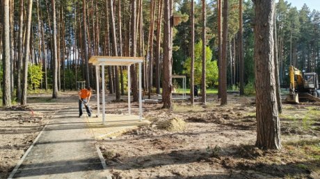 Благоустройство у храма в Заречном: пройдено три четверти пути