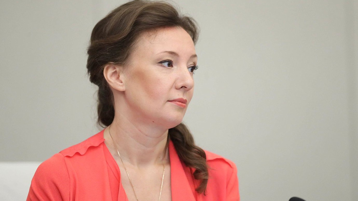 Уроженку Пензы Анну Кузнецову вновь избрали зампредом Госдумы