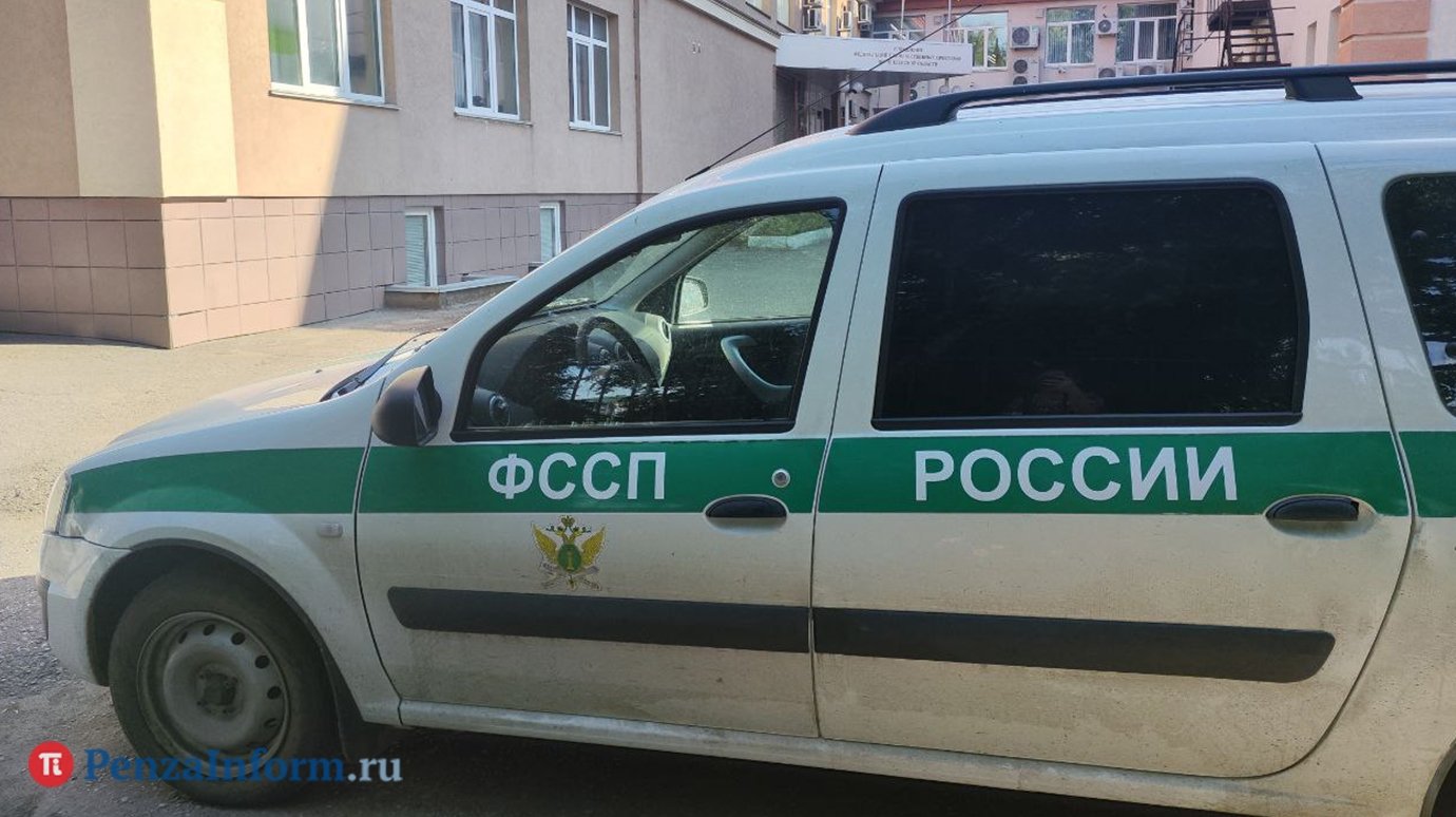 Далай-лама помог приставам найти должника из российского города
