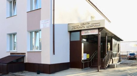 Губернатор оценил ход ремонта детской поликлиники в Кузнецке